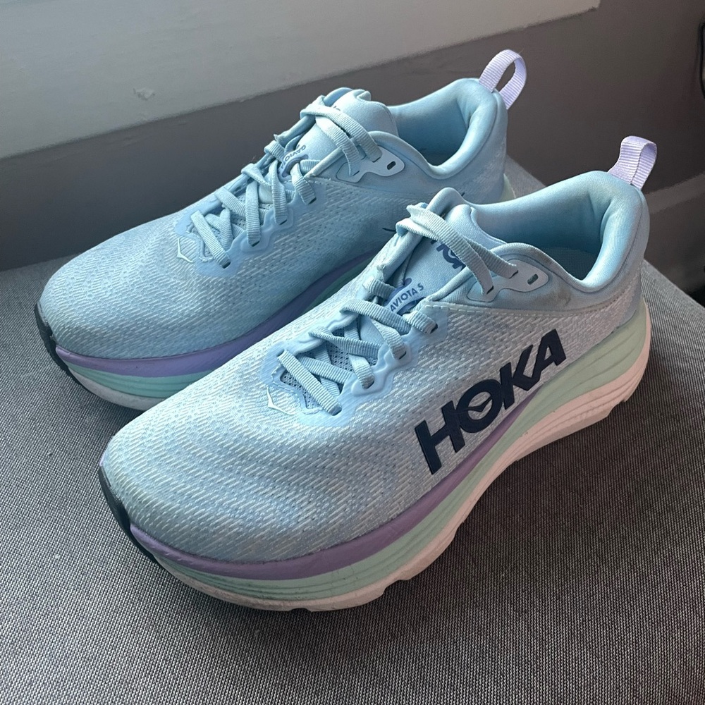 Very Lightly Worn Hoka Gaviota 5, W 7.5B